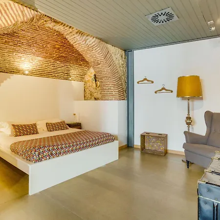 Historical Loft דירה ליסבון